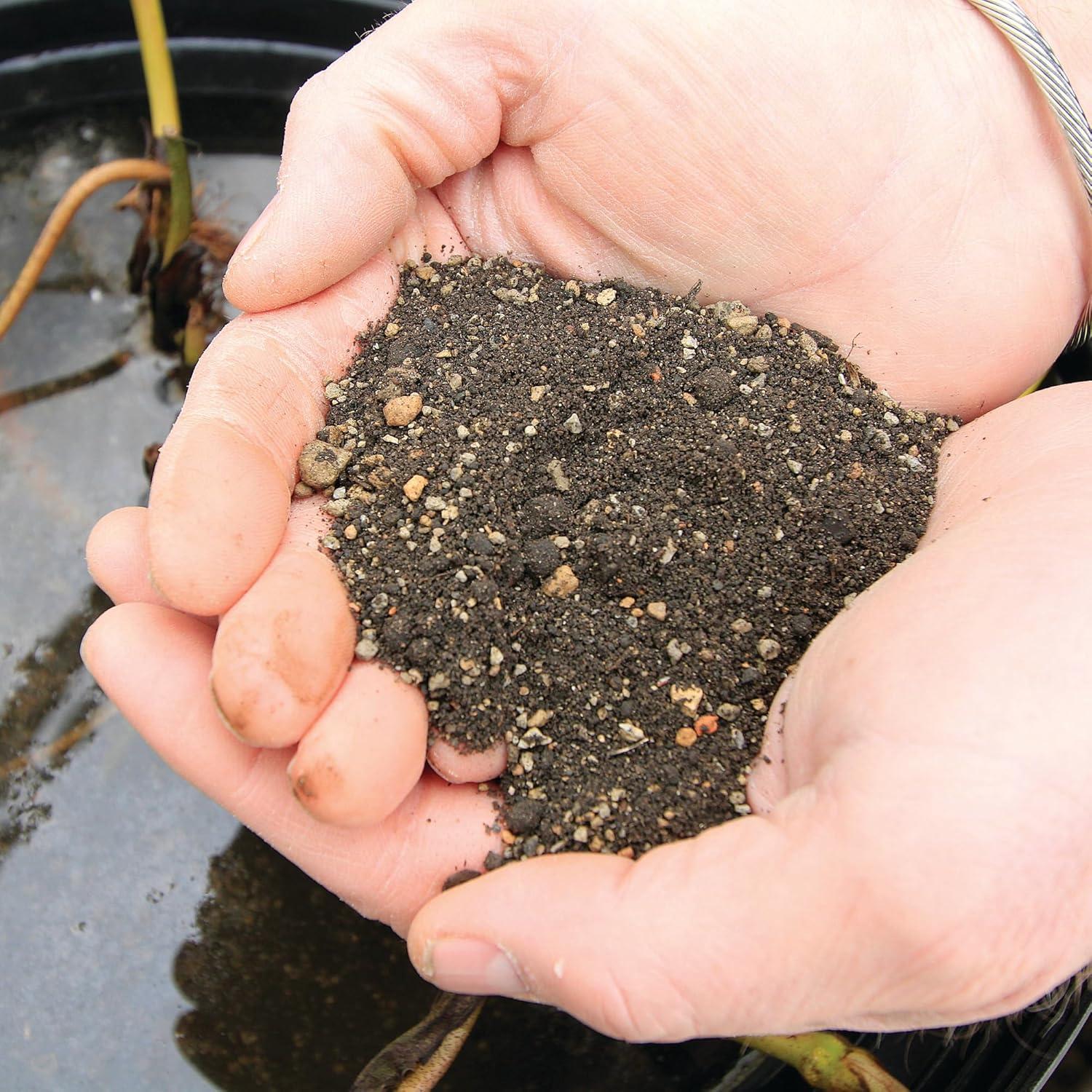 Aquascape Pond Plant Potting Media, Nutrient-Rich Aquatic Soil for Water Gardens, Supports Strong Root Growth, 215 Cubic Inches, 89002(215 cubic inches)