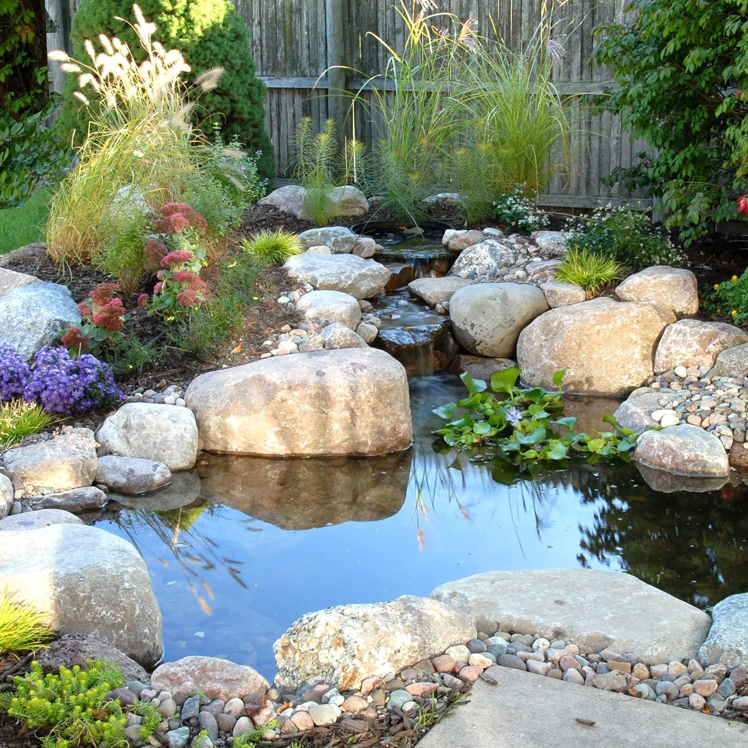 Aquascape Signature Series 1000 Pond Skimmer, Large-Capacity Surface Debris Removal with Rigid Basket and Filter Mat, Adjustable Weir, Includes Faux Rock Lid, for Ponds Up to 1,000 sq. ft.,43022(400)